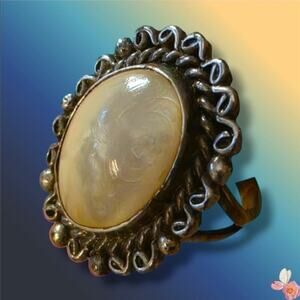 Vintage Cat Eye Rope Bezel Oval Statement Ring Silver-Tone Cream Size 7 138